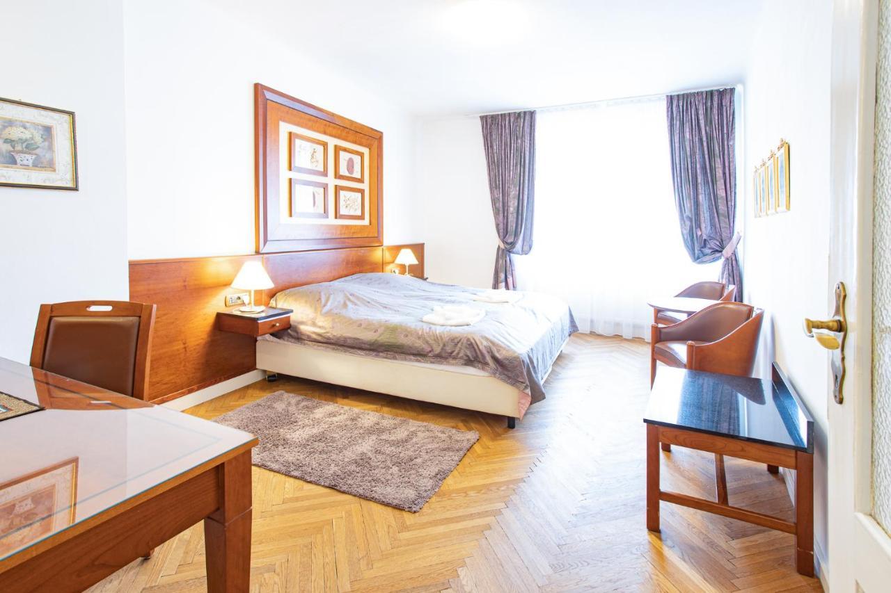 Melissa Apartments Karlsbad Exteriör bild