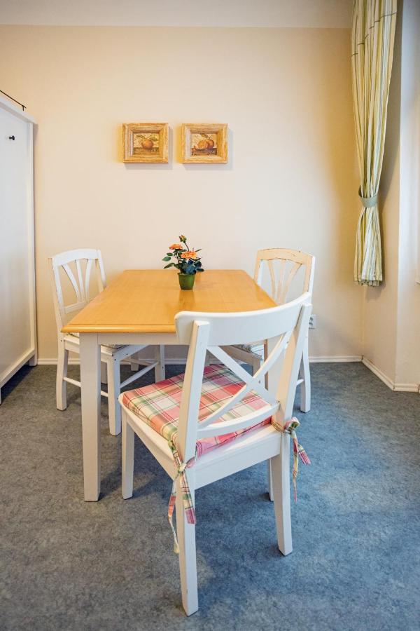 Melissa Apartments Karlsbad Exteriör bild